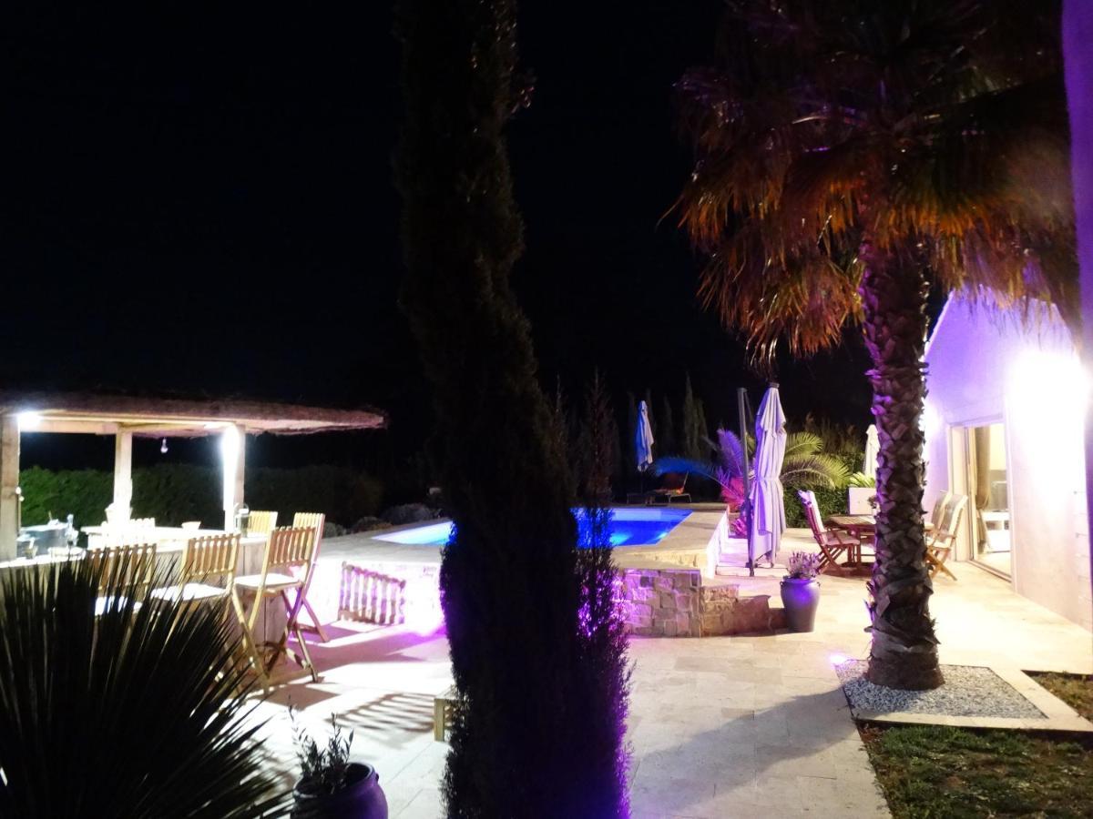 Aigues Marines Bed & Breakfast ภายนอก รูปภาพ