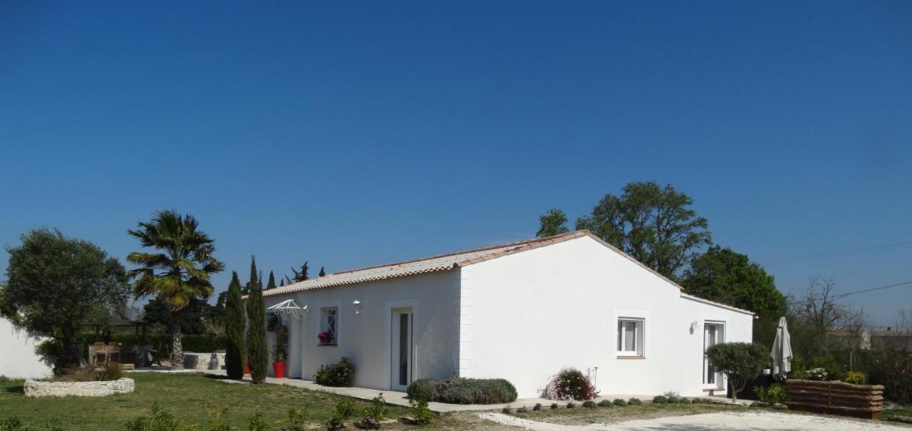 Aigues Marines Bed & Breakfast ภายนอก รูปภาพ