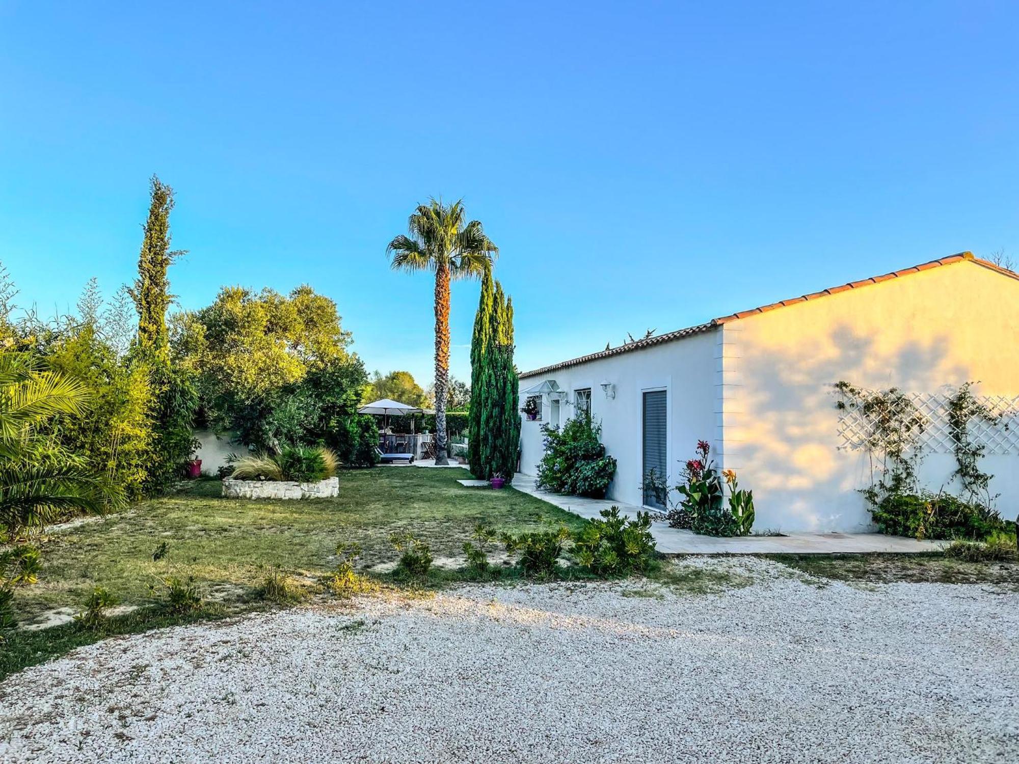 Aigues Marines Bed & Breakfast ภายนอก รูปภาพ